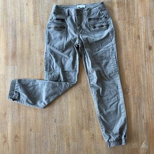 ✨JOLT Utility Joggers Size 1 NWOT